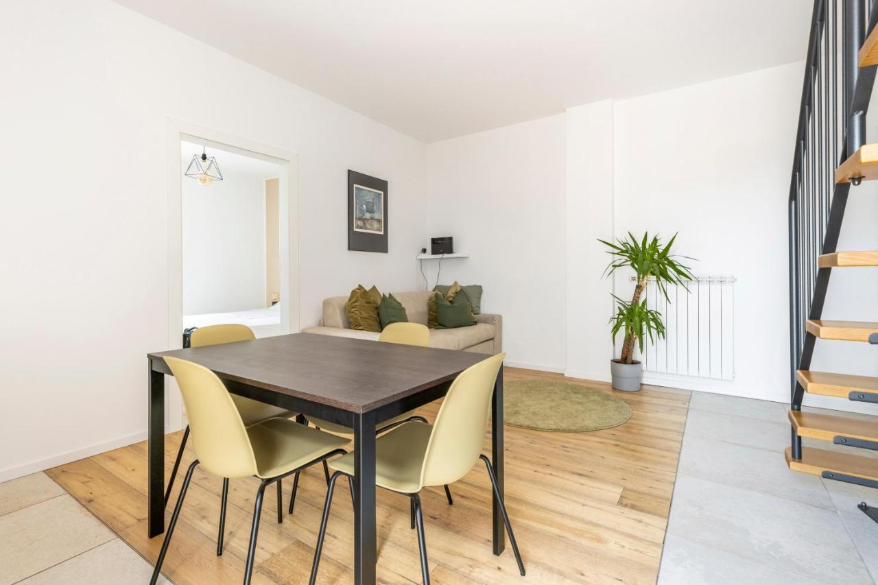 Trendy Aparment With Garage Right By The Lake Sirmione Exterior foto